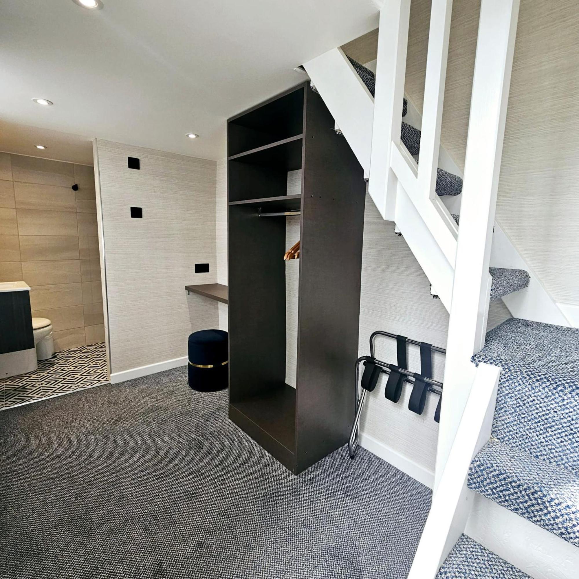 Mentone Hotel Лондон Экстерьер фото
